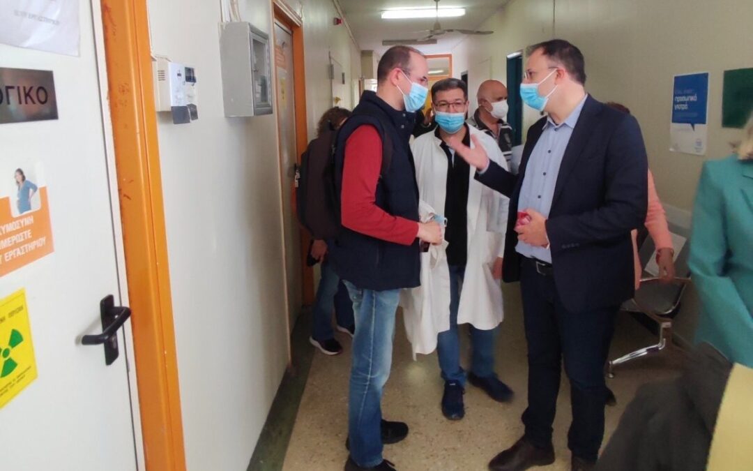 Eπίσκεψη στο Κέντρο Υγείας και τον ΕΦΚΑ Ζωγράφου: Ο ΣΥΡΙΖΑ – Προοδευτική Συμμαχία θα δώσει τη μάχη για ισχυρή δημόσια υγεία και κοινωνική προστασία για όλους